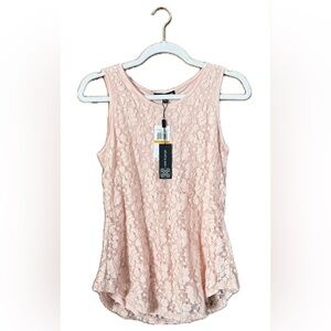 Cable & Gauge Lace Sleeveless Blouse - Light Pink